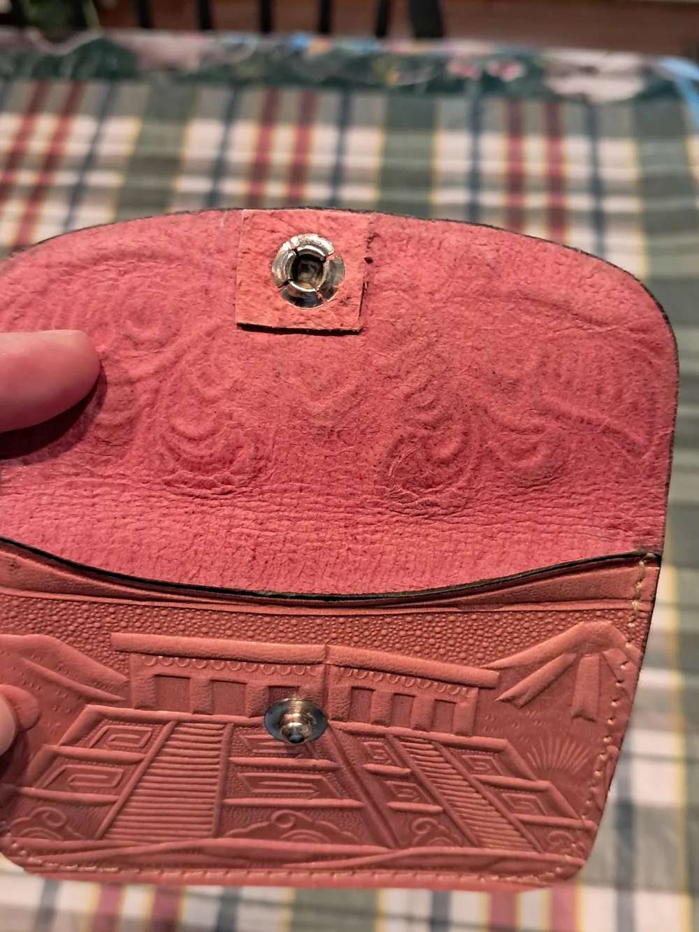 Genuine 100% Leather Embossed Pink Leather Card/ Coin Pouch